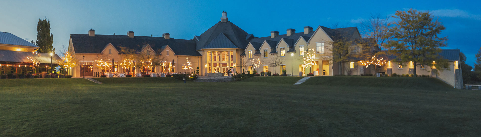 펠러 에스테이트 와이너리 전경 야경 사진